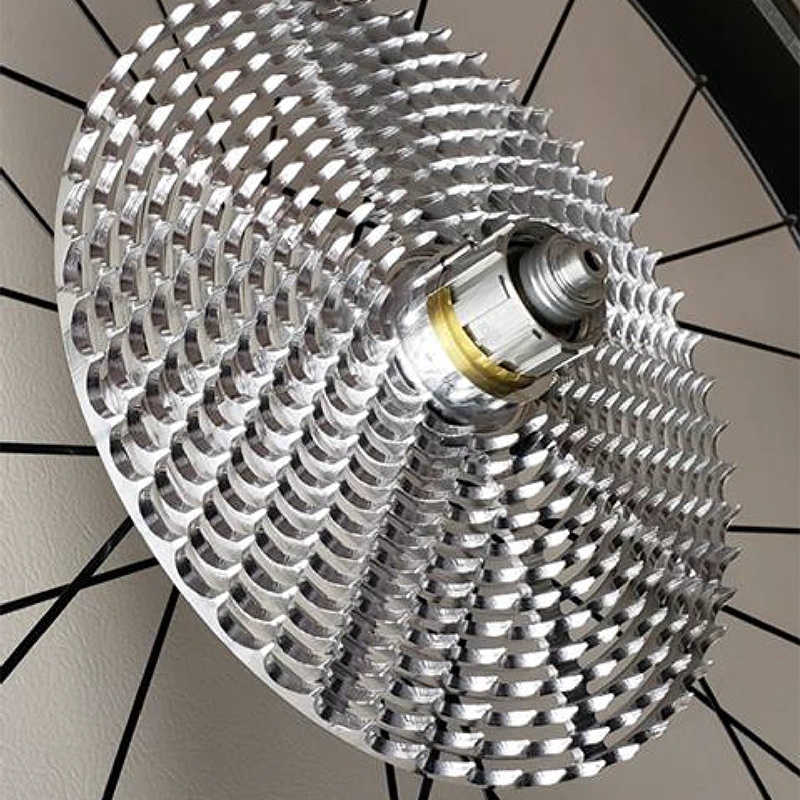 الآلات الدقيقة للفضاء